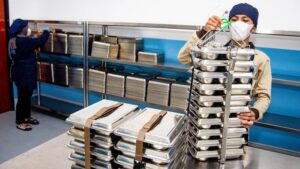 Rencana Khusus: 4 Hal soal MBG Tetap Berjalan Meski Siswa Sekolah L…